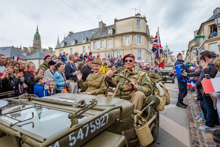 D-Day Parade at Bayeux – Normandie – #DDay75 – Par D-Day Parade at Bayeux - Normandie