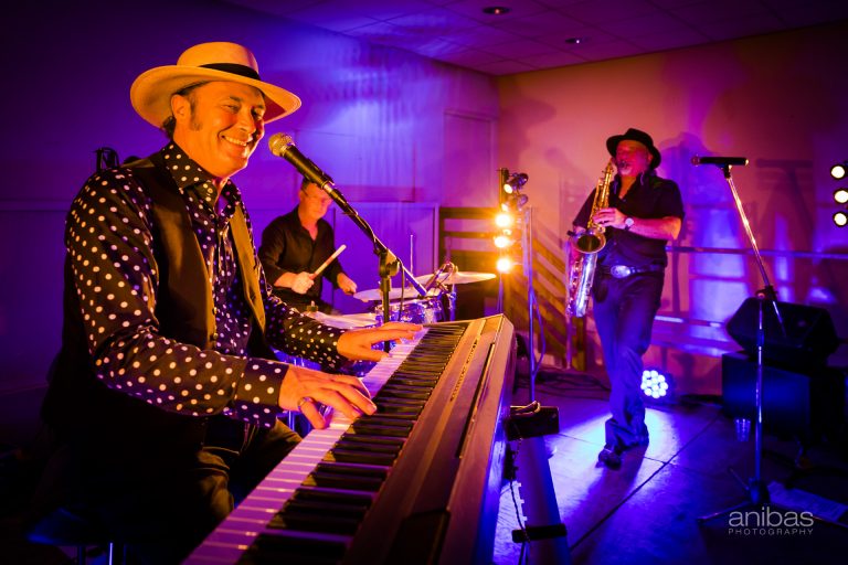 AP1_0663-Anibas-Photography-Robert-Lenoir-friends-Chefrense-Percy-Normandie.jpg Robert Lenoir and Friends - Photographe Concert Normandie - par Sabina - Anibas Photography