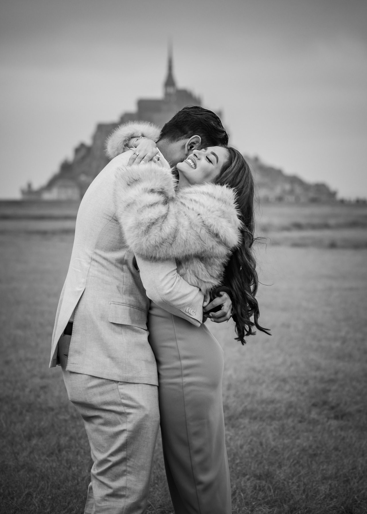 A beautiful Mont St Michel Proposal Photo-shoot
