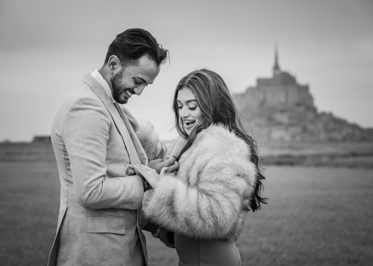 A beautiful Mont St Michel Proposal Photo-shoot
