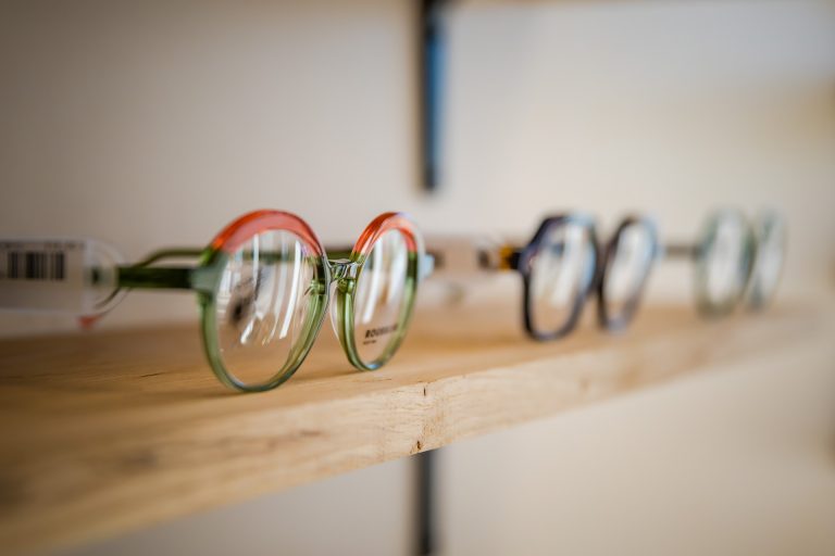 Photographe d'Entreprise Normandie Les Mirettes de Camille - Opticienne à Percy-en-Normandie